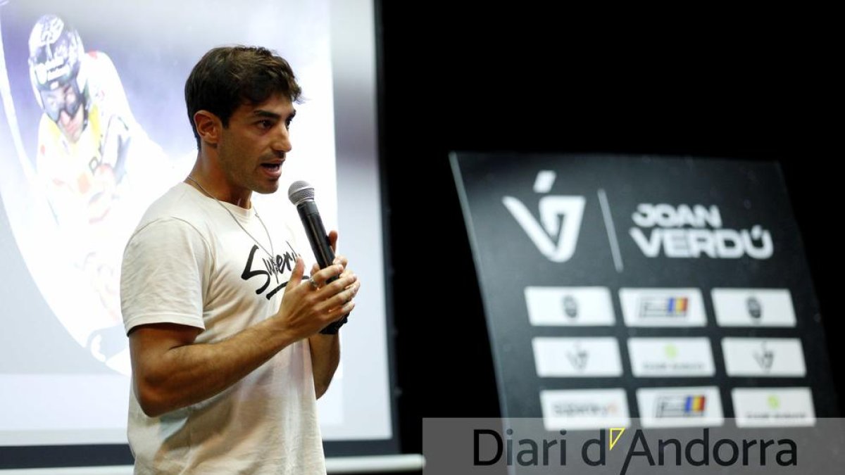 Joan Verdú a la presentació de l'Ski Camp