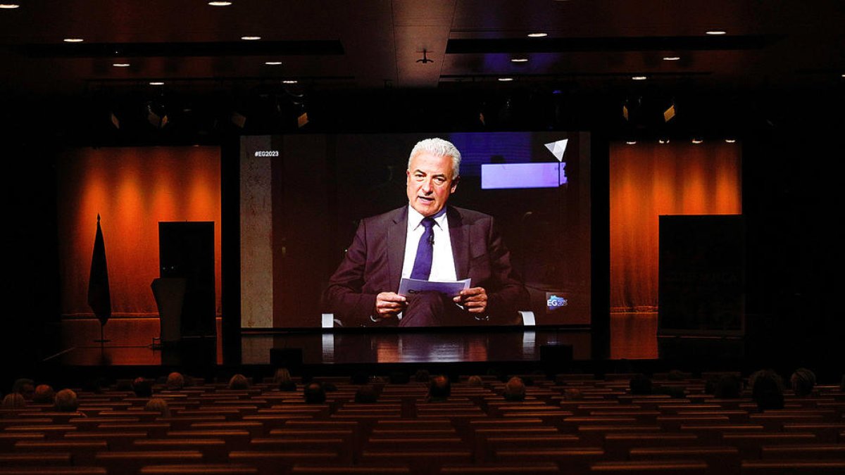 Josep Maria Cabanes durant el debat.