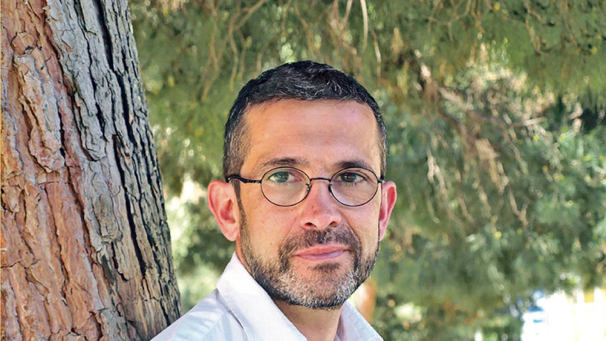 Gabriel Pernau, Periodista