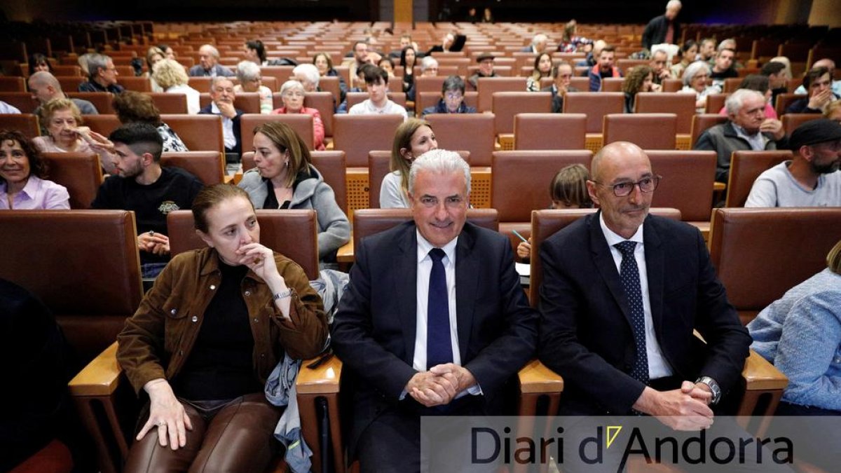 Cabanes aquest vespre a la reunió de poble i acte final de campanya a Andorra la Vella
