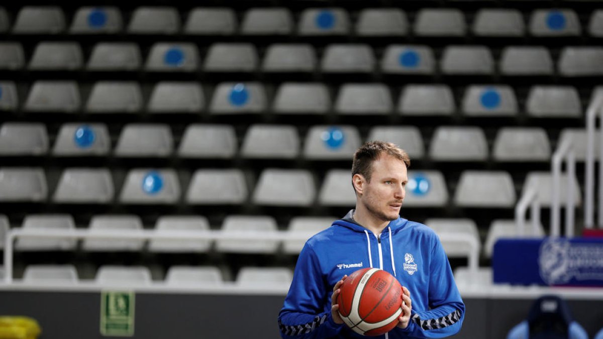 Rafa Luz, ahir al Poliesportiu d'Andorra a l'entrenament del MoraBanc.