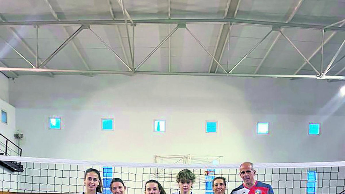 El CV Encamp, líder