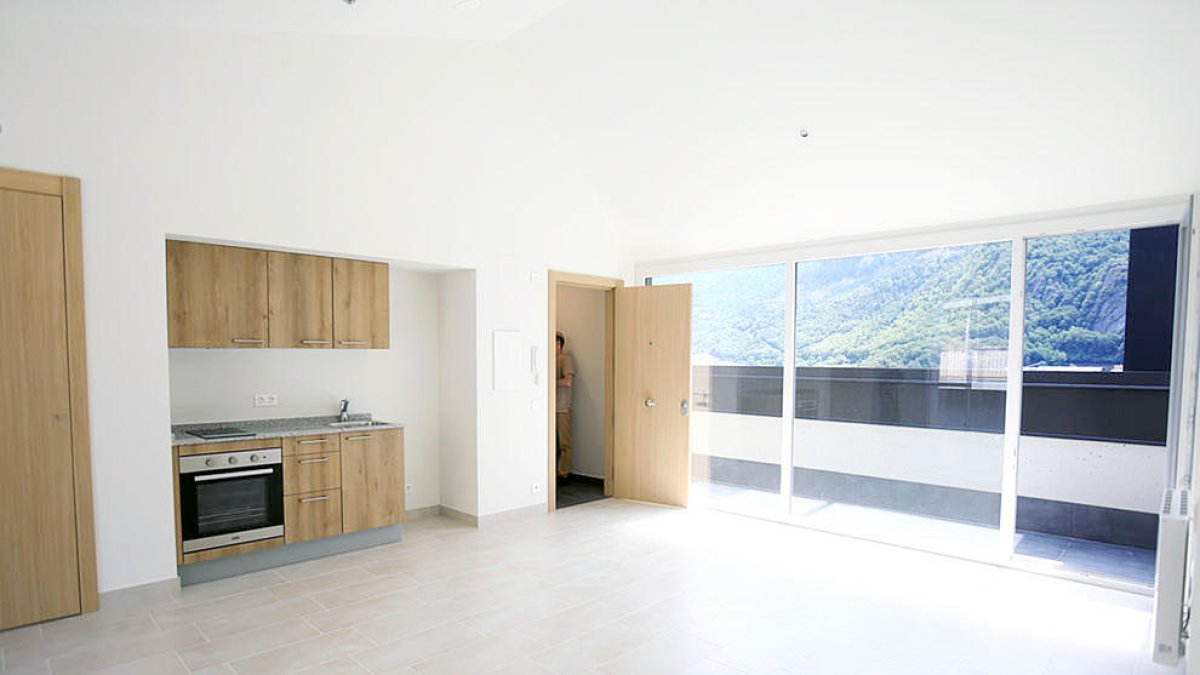 Un dels pisos de la Casa Aristot Mora.