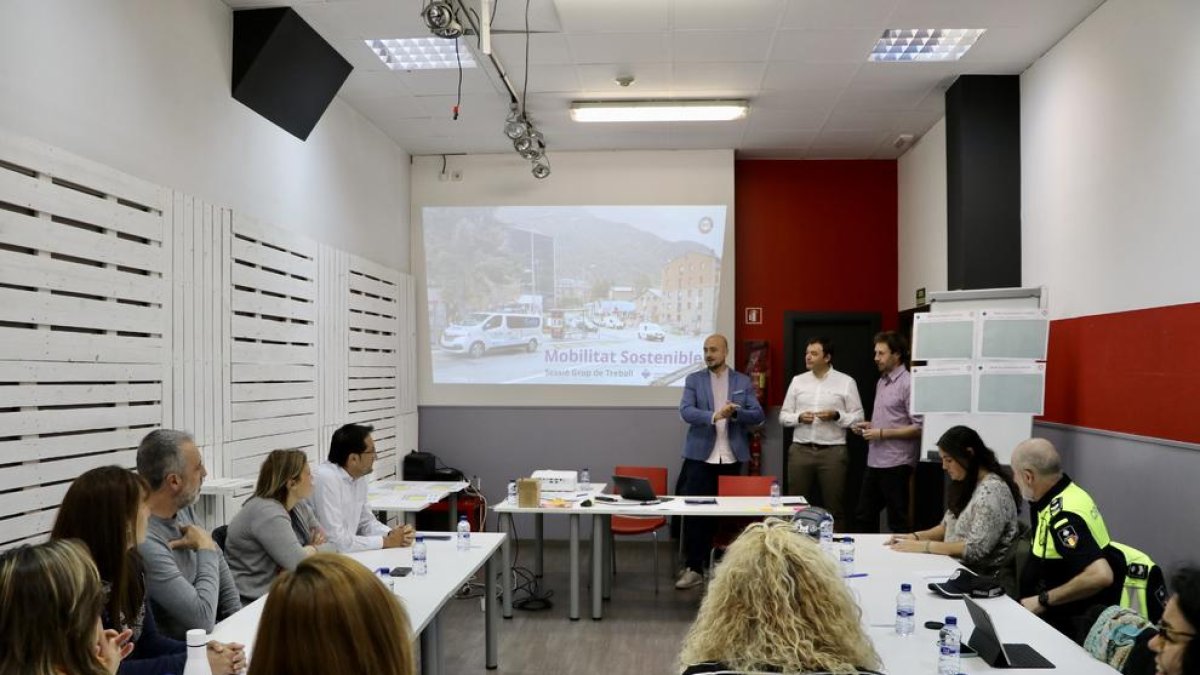 Reunió per impulsar les accions del Pla de mobilitat sostenible