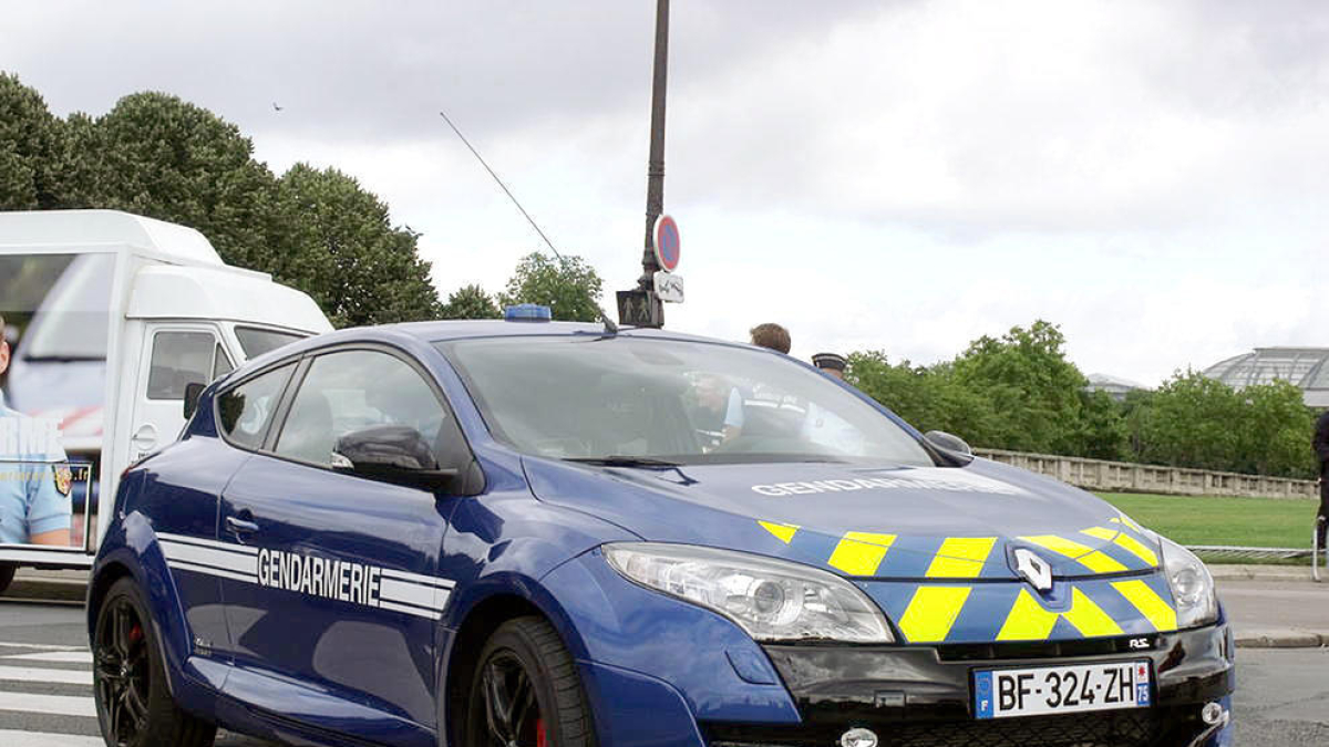 Un vehicle de la gendarmeria.