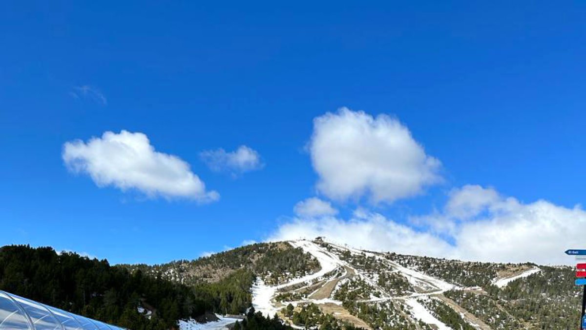 El pla de la Cot, dins el domini de Pal Arinsal.