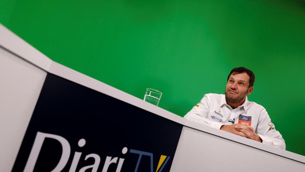 Llovera durant l'entrevista a Diari TV.