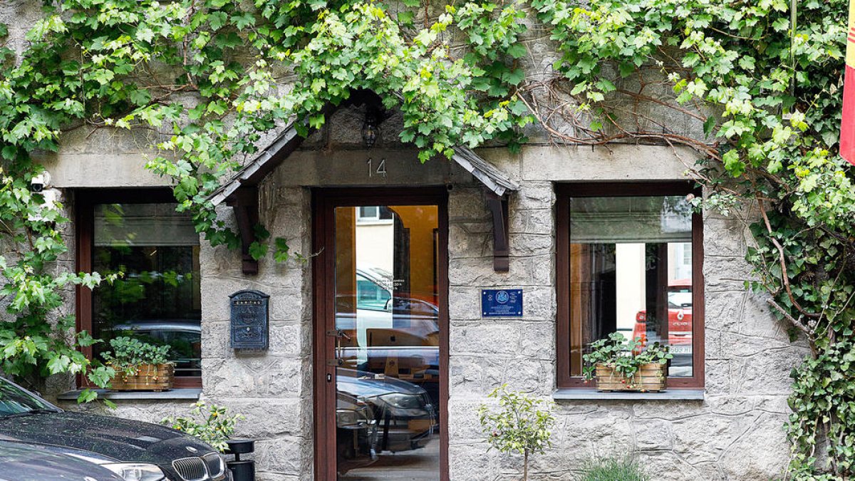 Consolat honorari de Rússia sense placa identificativa