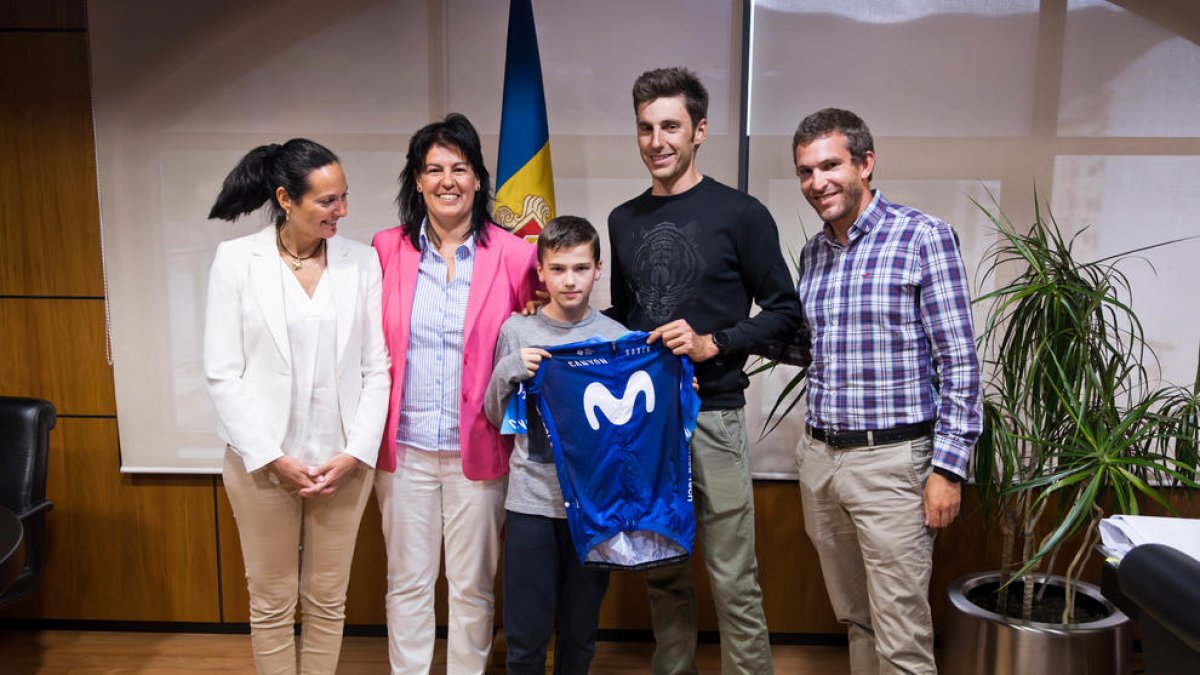 Entrega del mallot de Verona