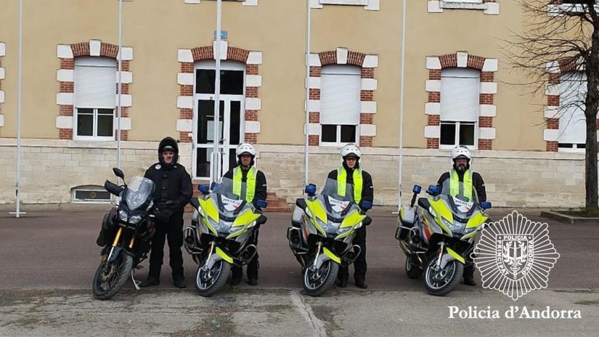 Formació motoristes trànsit GIAT a França