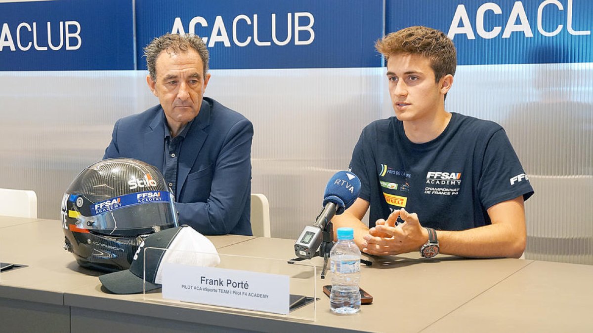 Sasplugas i Porté a la seu de l'Automòbil Club.