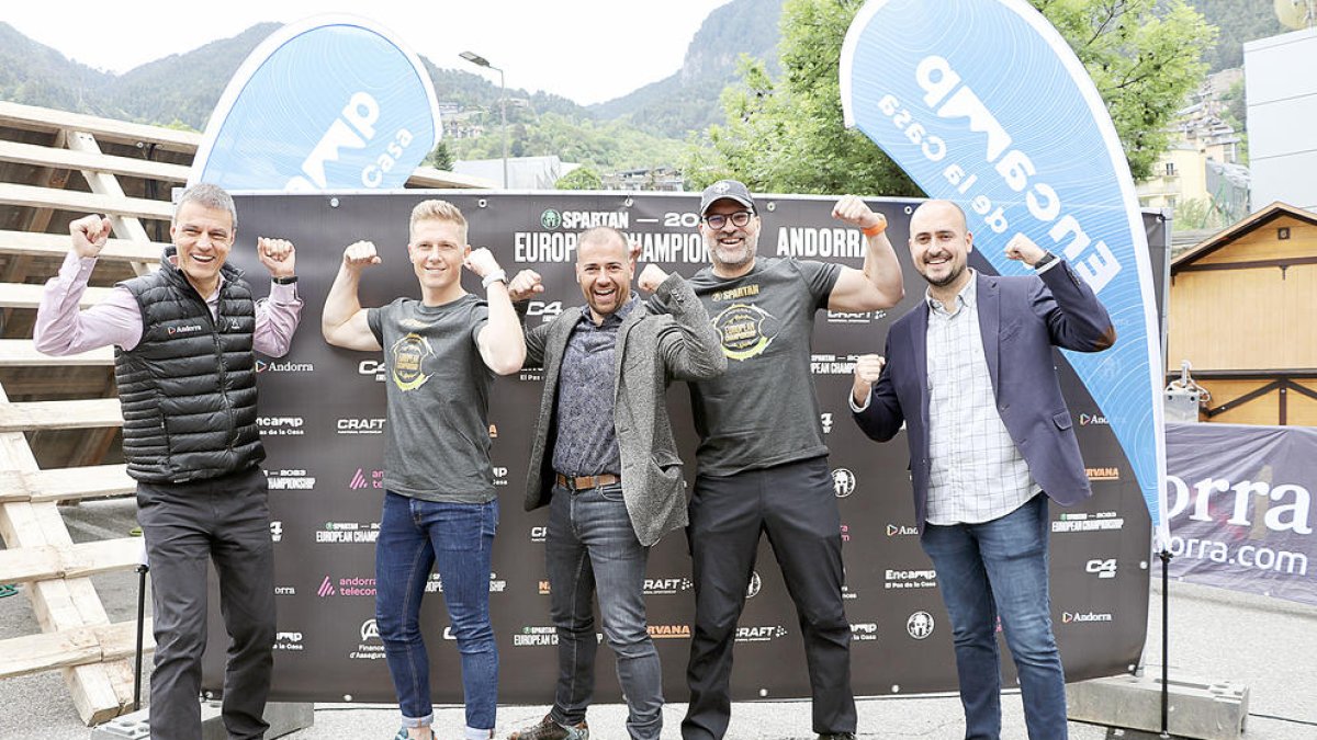 Autoritats i organitzadors van presentar ahir l'edició del 2023 de l'Spartan Race.