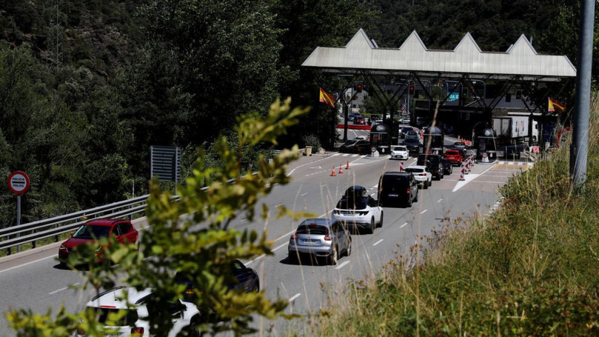 Retencions de sortida per la frontera hispanoandorrana.