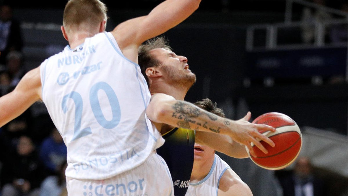 Rafa Luz pateix una sobrecàrrega muscular.