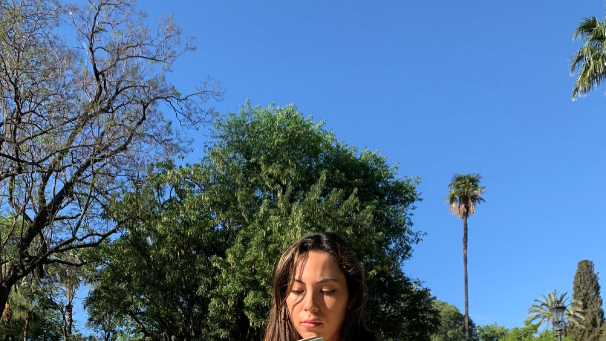 Laia Corma, Autora del poemari A ti.