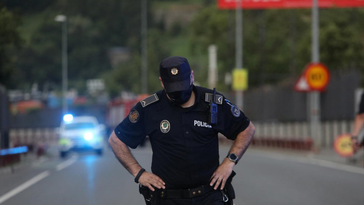La policia va detenir sis persones el cap de setmana.