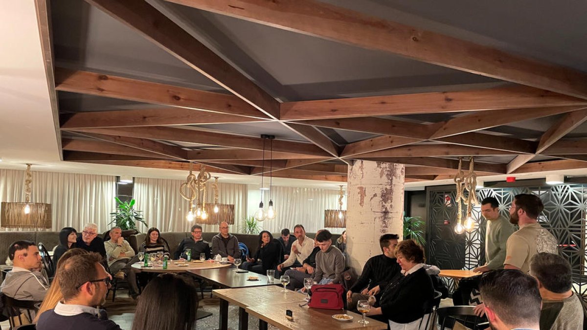 L'acte en què es va presentar la nova junta.