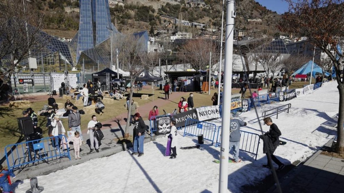Activitats al Prat del Roure.