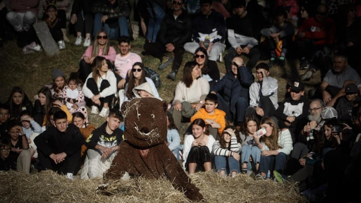 Ball de l'ossa a Encamp