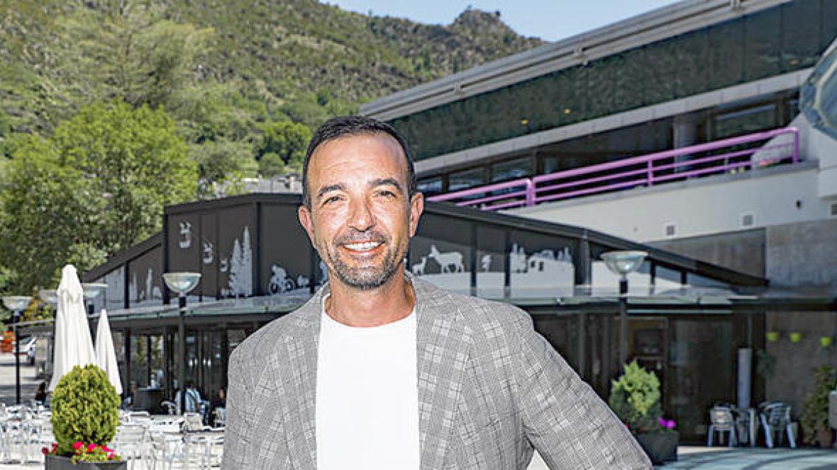 Jordi Torres, turisme i telecomunicacions