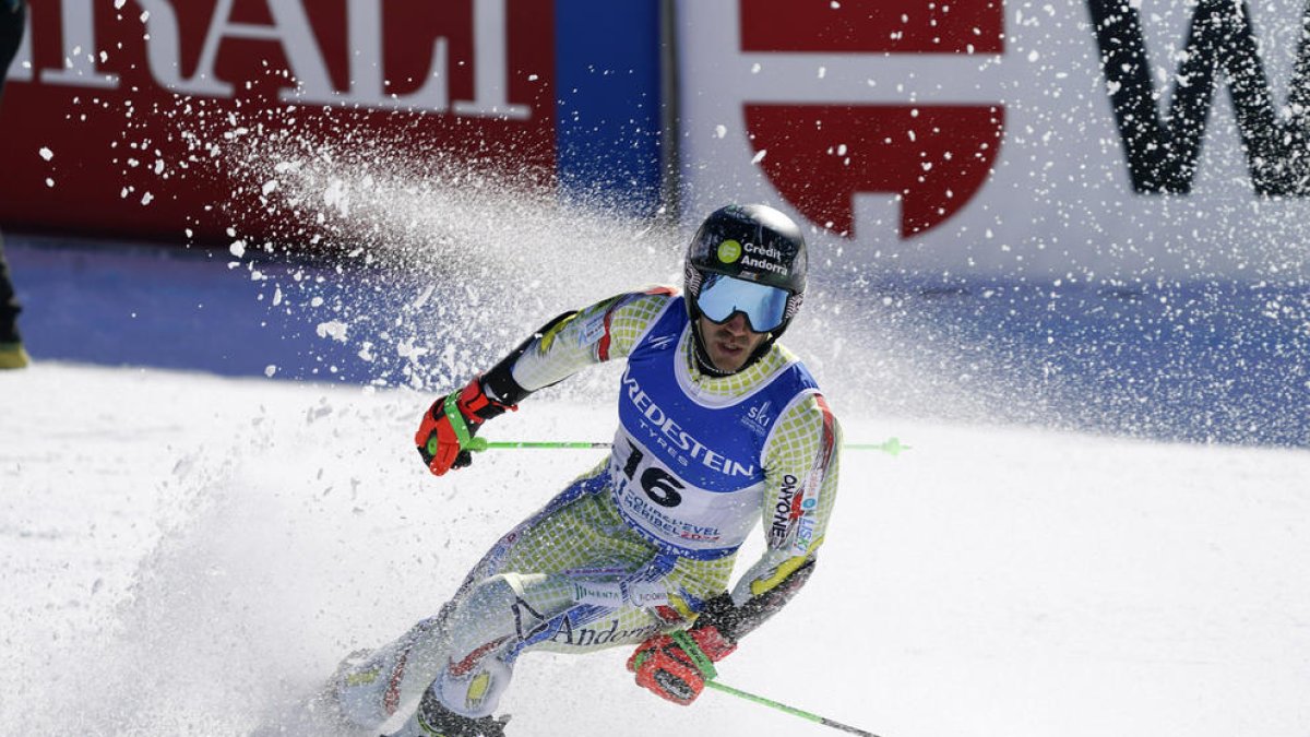 Joan Verdú, durant el paral·lel del Campionat del Món de Courchevel Méribel 2023.