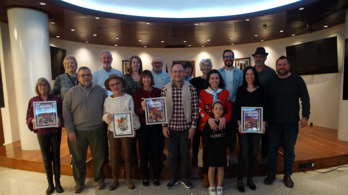 Entrega de l'obsequi als representants.