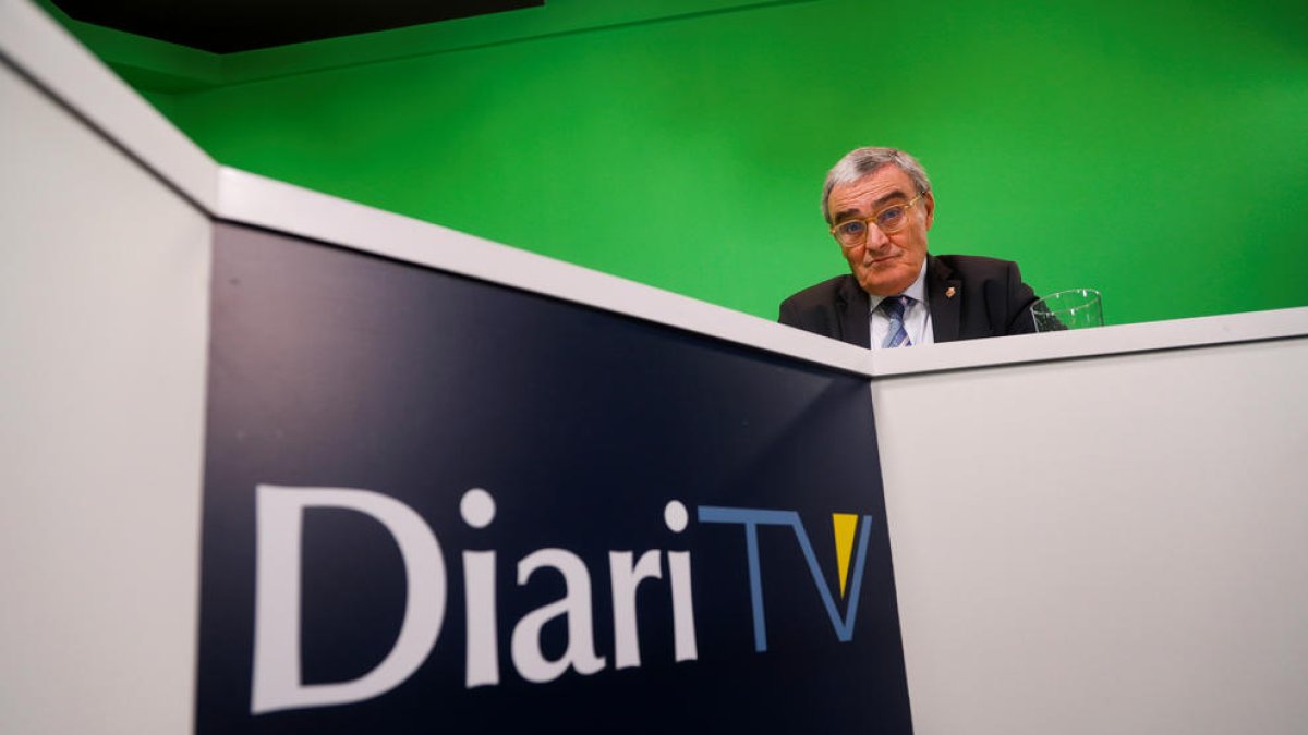 L'ambaixador espanyol, ahir a l'estudi de Diari TV.