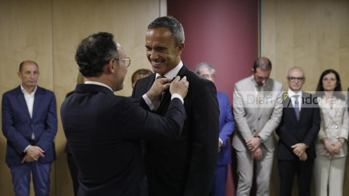 Cabanes va jurar el càrrec de secretari d'Estat.