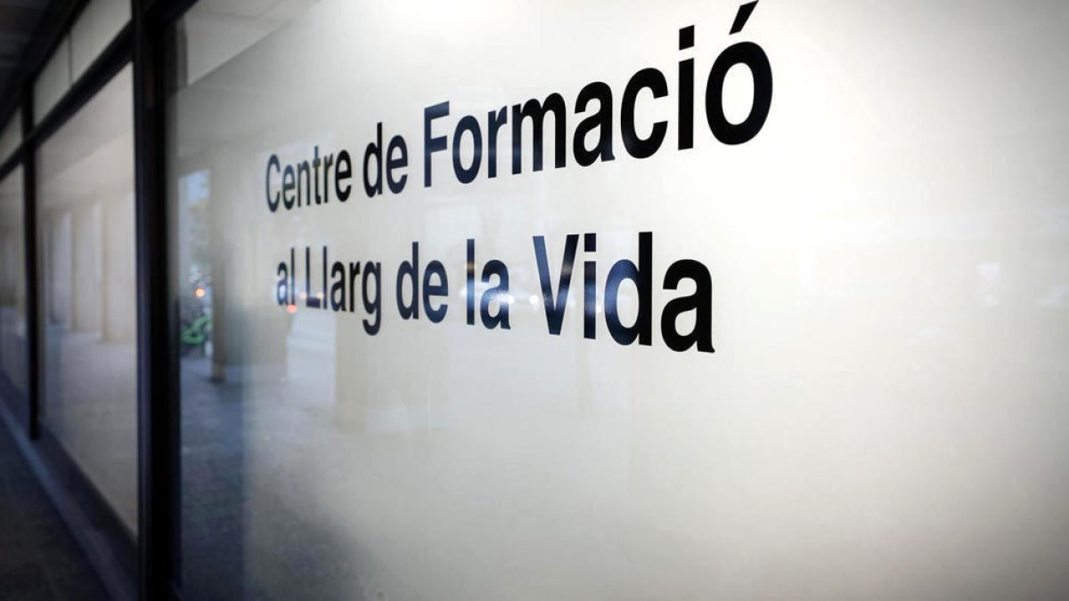 El Centre de Formació al Llarg de la Vida.
