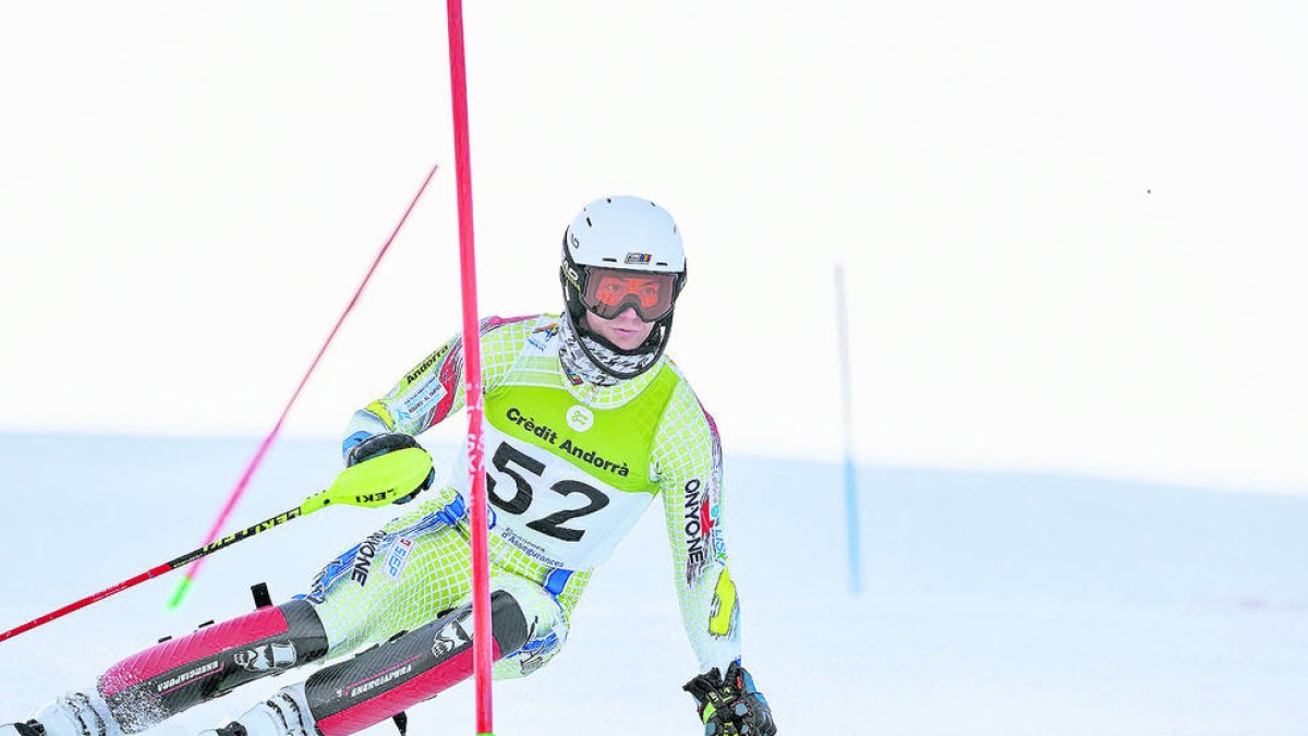 Gran actuació de Xavi Cornella a Les Meniures.