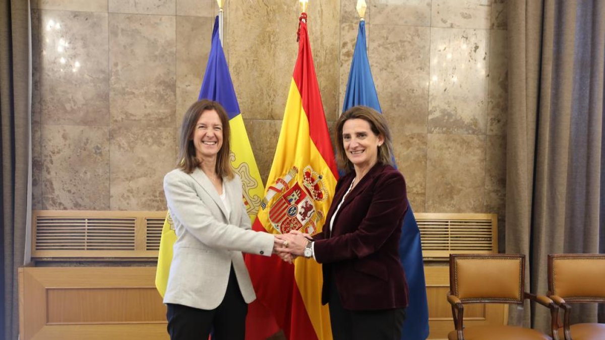 La ministra Calvó i la seva homòloga a Espanya, Teresa Ribera