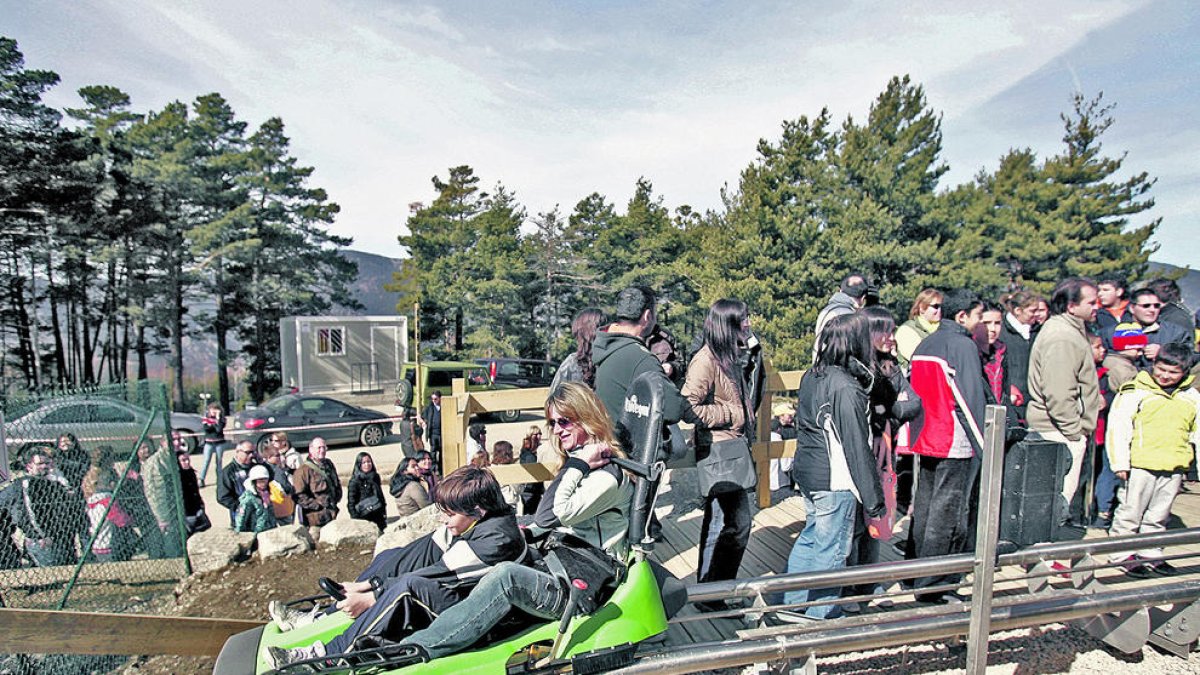 Cues i expectació durant la jornada de portes obertes del Tobotronc.