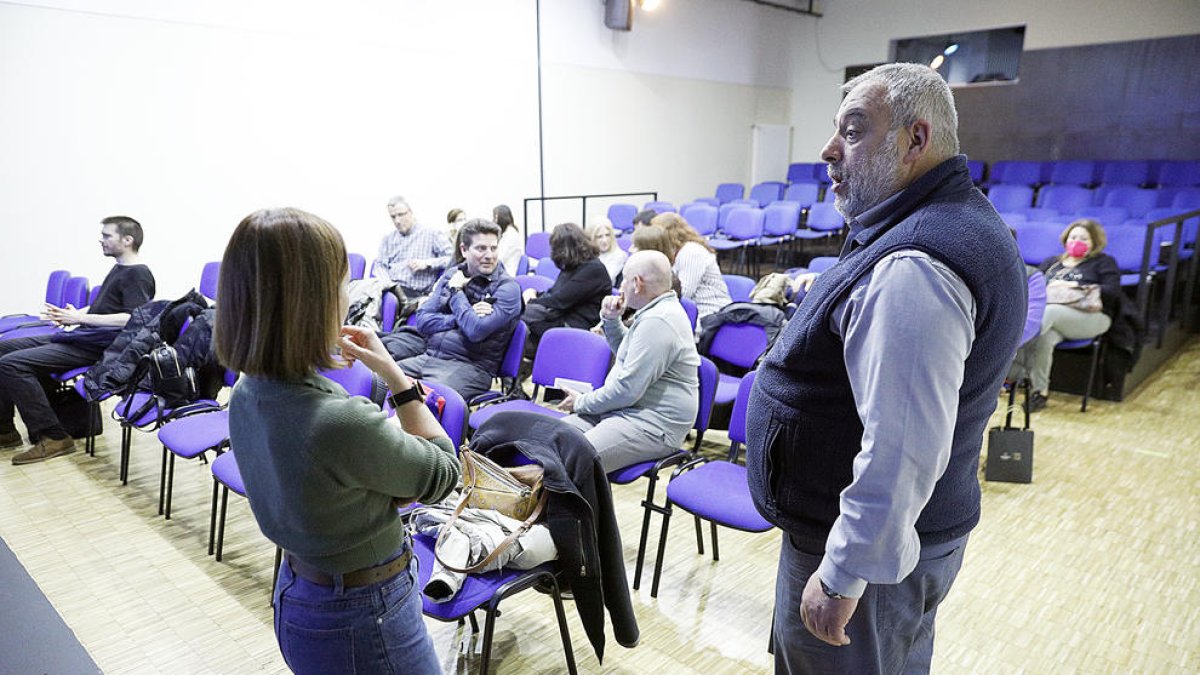 Una reunió del Sindicat de Personal Adscrit a l'Administració General (Sipaag).
