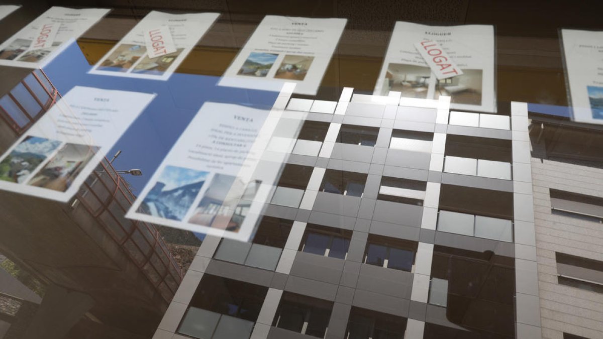 L'escassetat d'oferta de lloguer obliga a usar el recurs dels hotels.