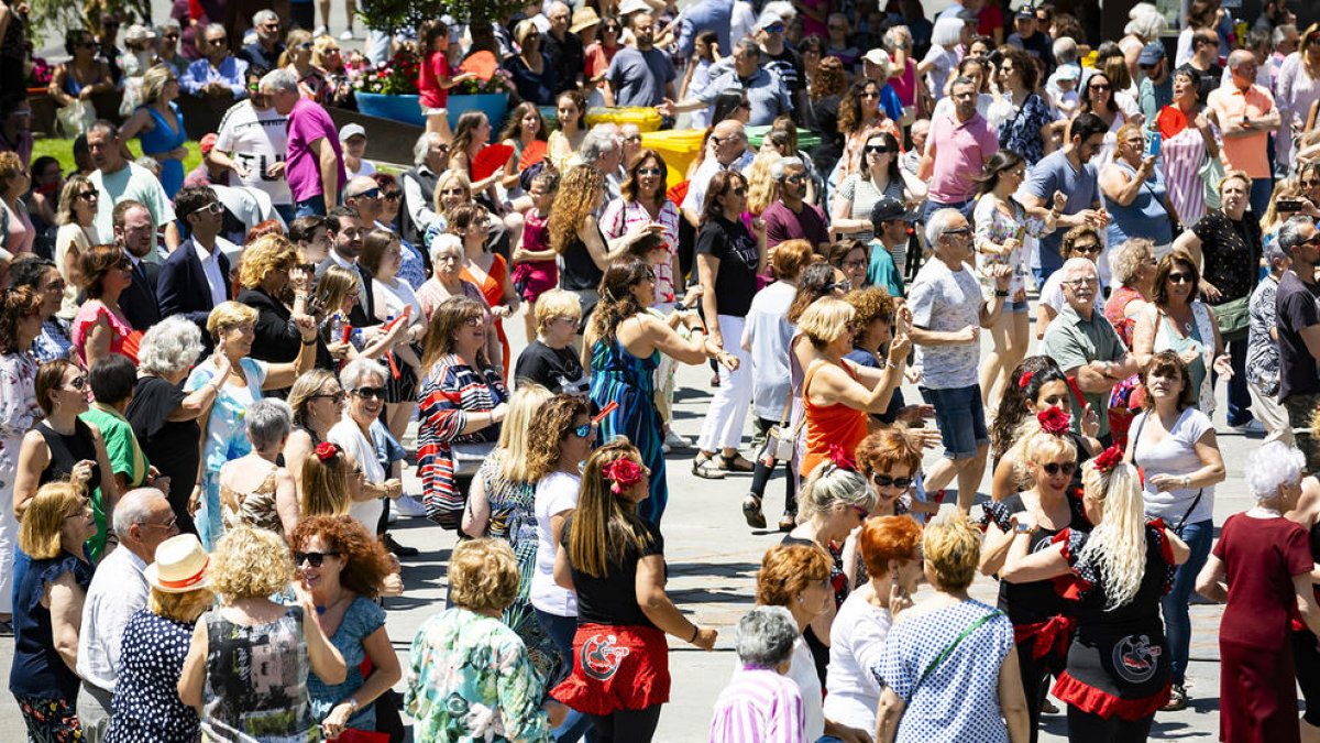 Concert de 'Los Manolos' a la plaça Vinyes