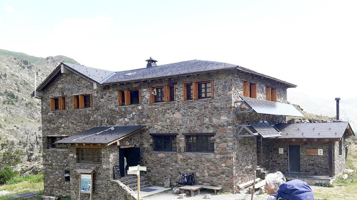 El refugi guardat del Comapedrosa