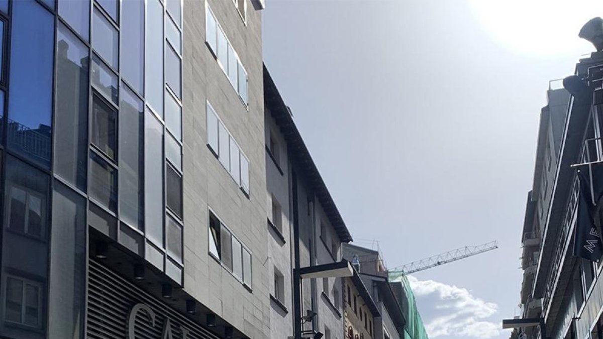Tall demà a l'avinguda Meritxell per la cercavila dels fallers