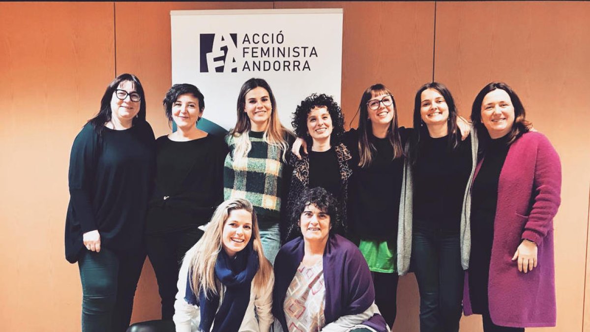 Acció Feminista inicia els actes del 8-M.