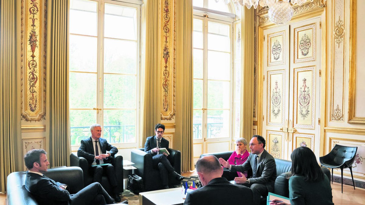 La reunió es va celebrar ahir al Palau de l'Elisi, a París.