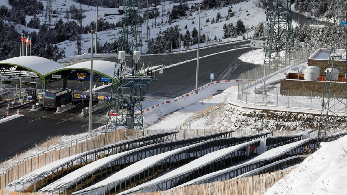 El parc solar de Grau Roig.