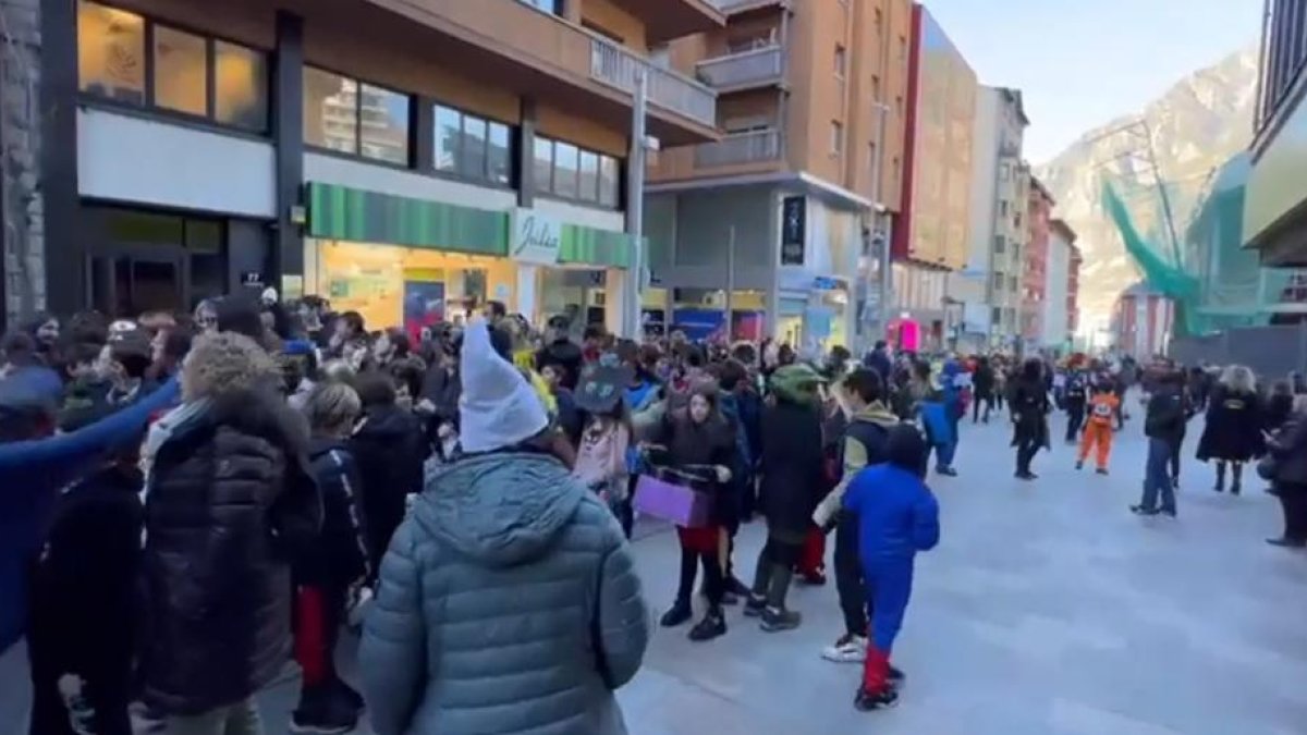 Vídeo de l'escola andorrana d'Escaldes-Engordany