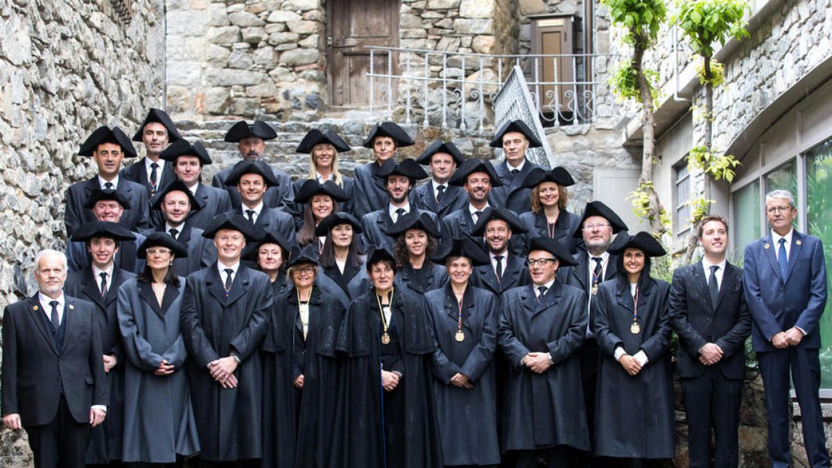 La imatge dels consellers generals de la sessió constitutiva del 2019.