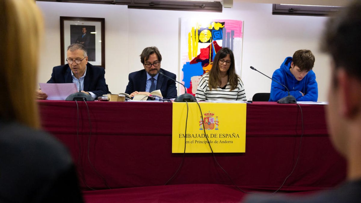 Lectura d''El Quixot' a l'ambaixada espanyola