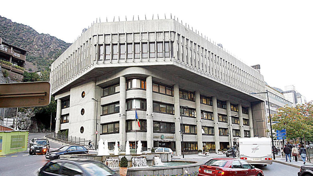L'edifici administratiu del Govern.