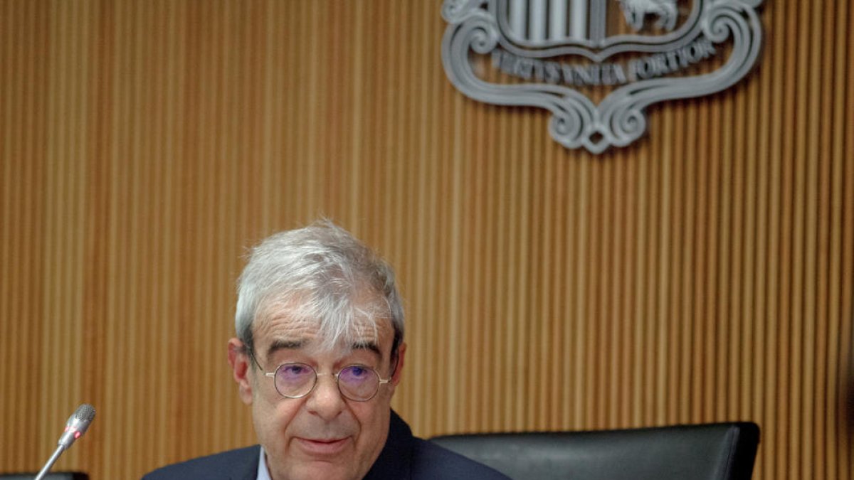 Ladislau Baró durant la compareixença.