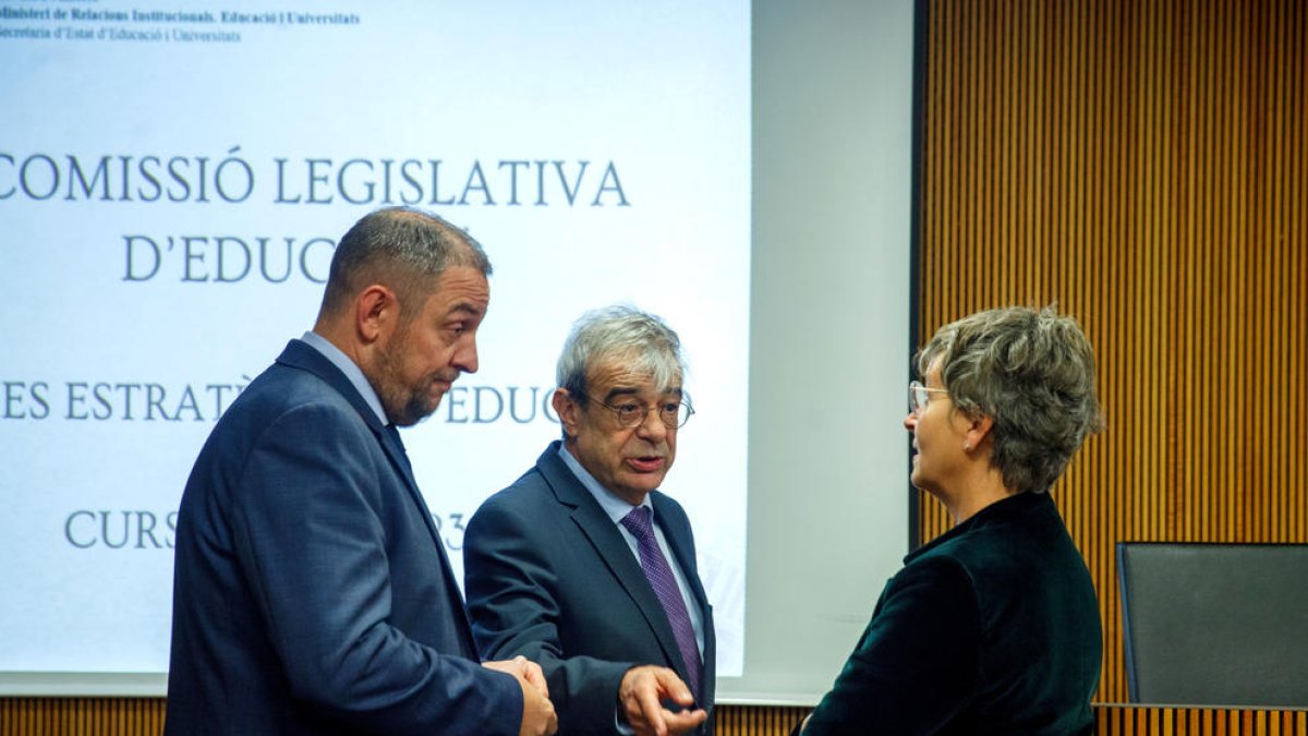 Ladislau Baró abans de la compareixença.