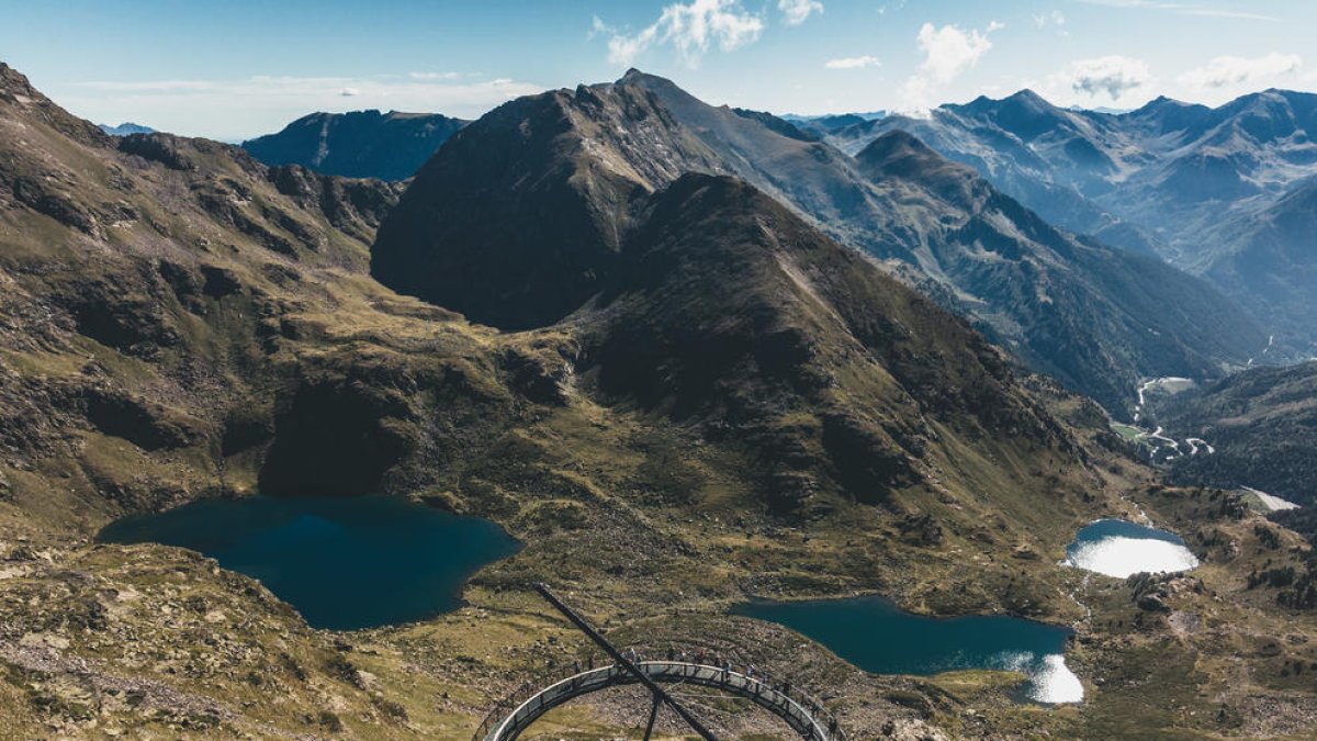 Vistes del mirador solar de Tristaina