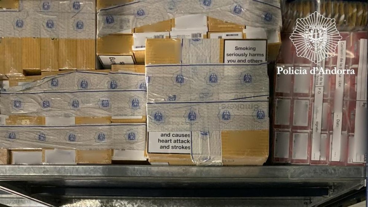 Tabac de contraban interceptat per la policia al Pas de la Casa