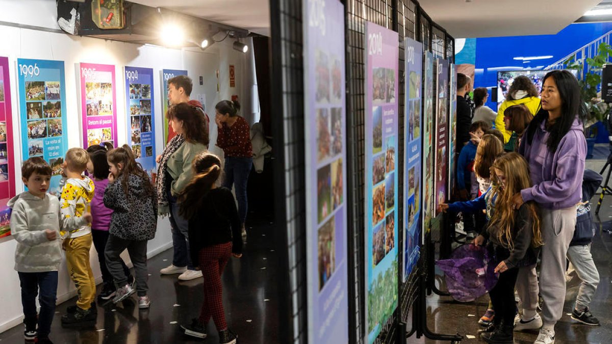 Exposició per celebrar els 30 anys de les colònies