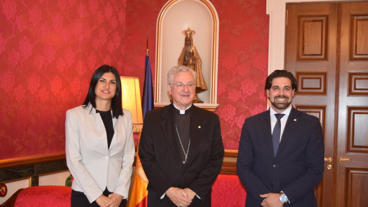 Montaner i Monteagudo visiten al Copríncep Vives